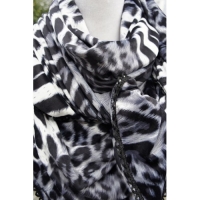 Sjaal leopard grijs
